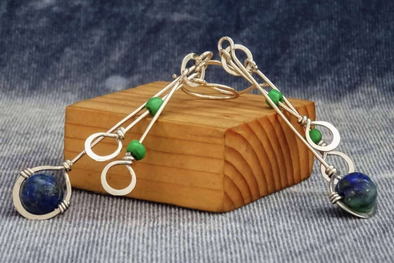 Joyas artesanales de plata disponibles en la tienda de Ecolibrí