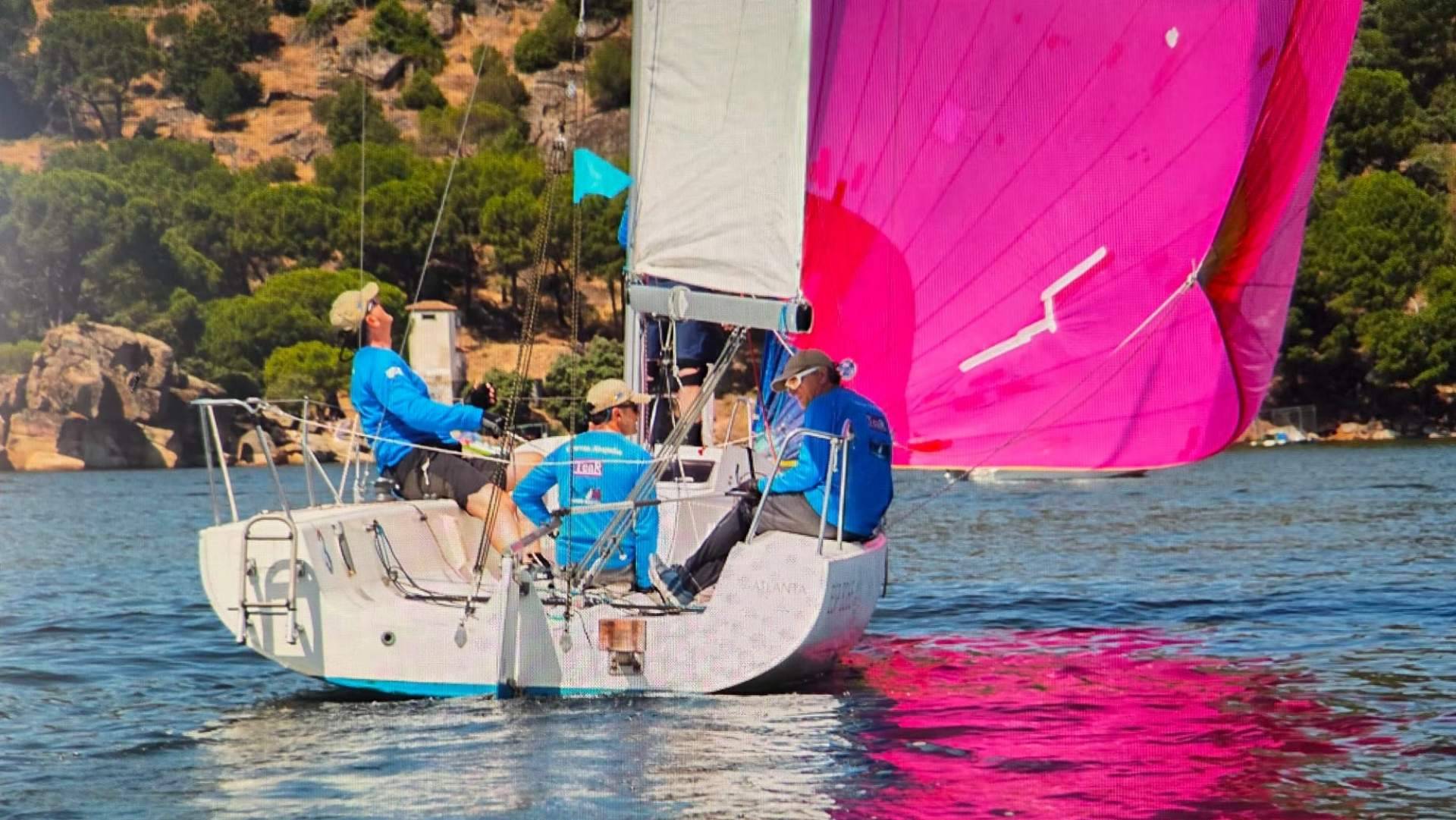 El Cigarrán Sailing Team confirma su ascenso en la élite europea con un meritorio cuarto puesto en la 1º stop EMRT de Madrid